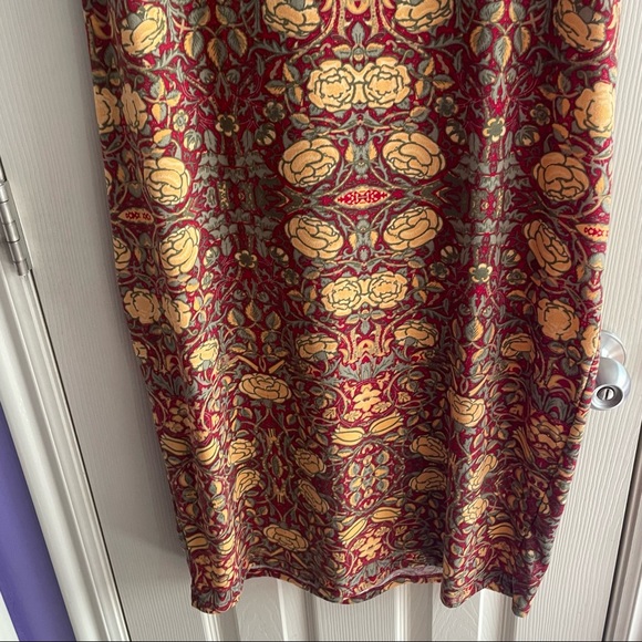 Great Summer Dress - Picture 2 of 12